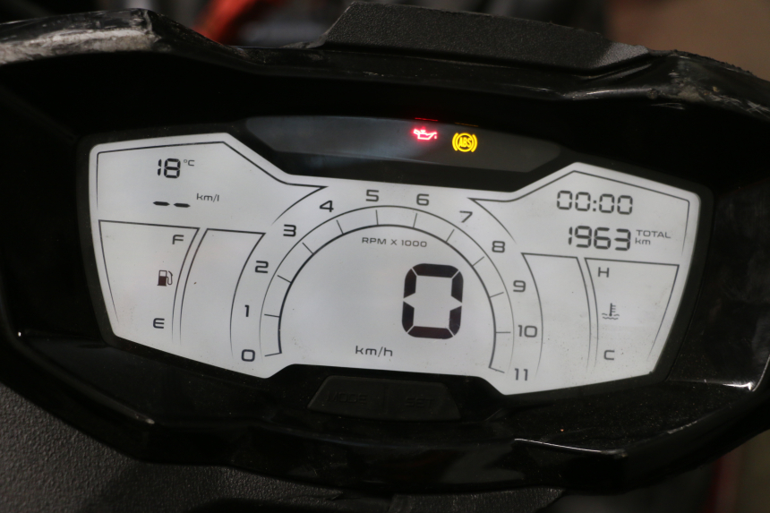 photo de CONTACHILOMETRI PIAGGIO MP3 HPE 310 (2024 - 2025)