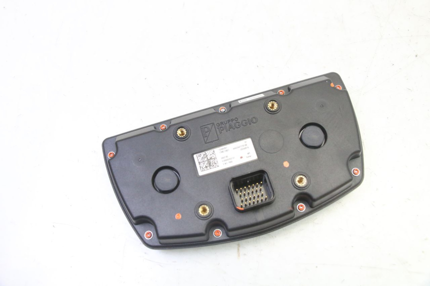 photo de CONTACHILOMETRI PIAGGIO MP3 HPE 310 (2024 - 2025)
