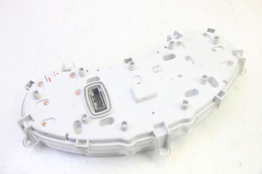 photo de CONTACHILOMETRI PIAGGIO MP3 HPE 350 (2018 - 2020) - Marcature e riferimenti originali