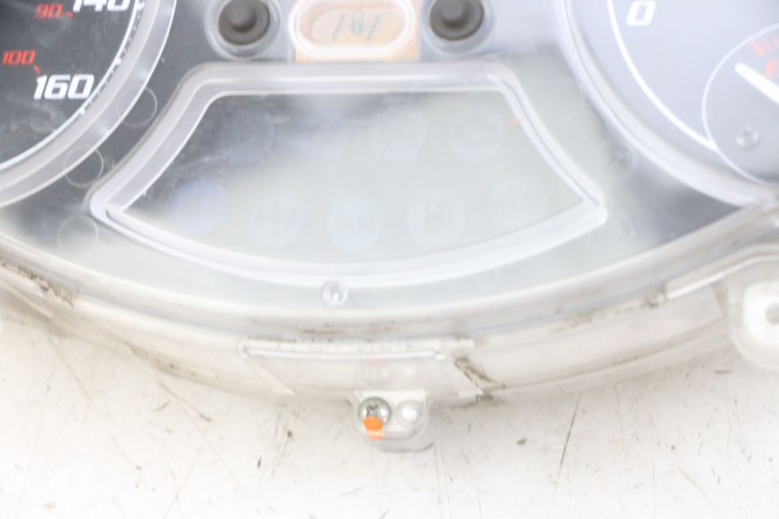 photo de CONTACHILOMETRI PIAGGIO MP3 LT 300 (2010 - 2016)
