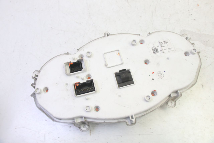 photo de CONTACHILOMETRI PIAGGIO MP3 LT 300 (2010 - 2016) - Marcature e riferimenti originali