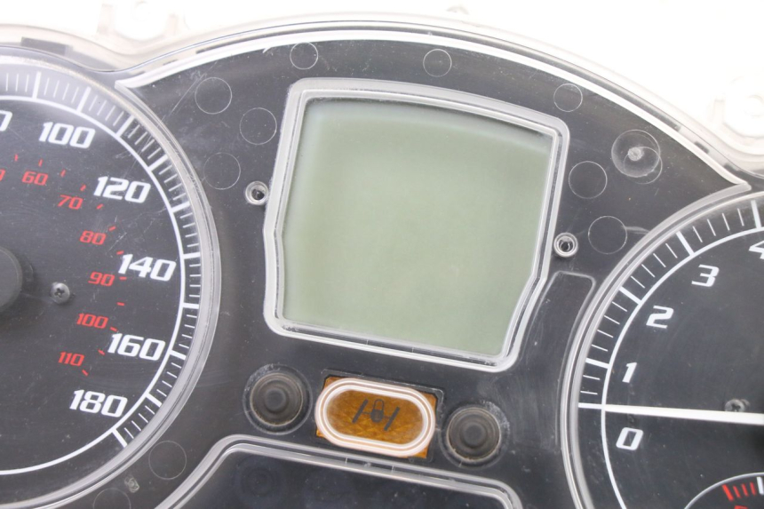 photo de CONTACHILOMETRI PIAGGIO MP3 500 (2011 - 2015)