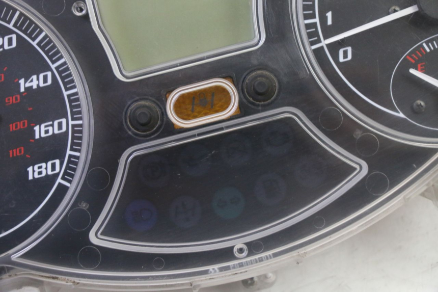 photo de CONTACHILOMETRI PIAGGIO MP3 500 (2011 - 2015)