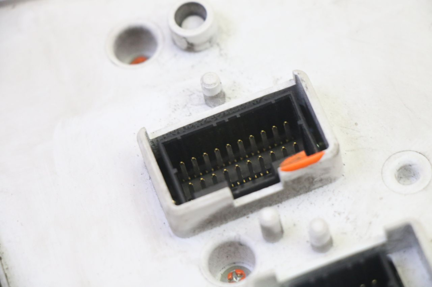 photo de CONTACHILOMETRI PIAGGIO MP3 125 (2006 - 2014)