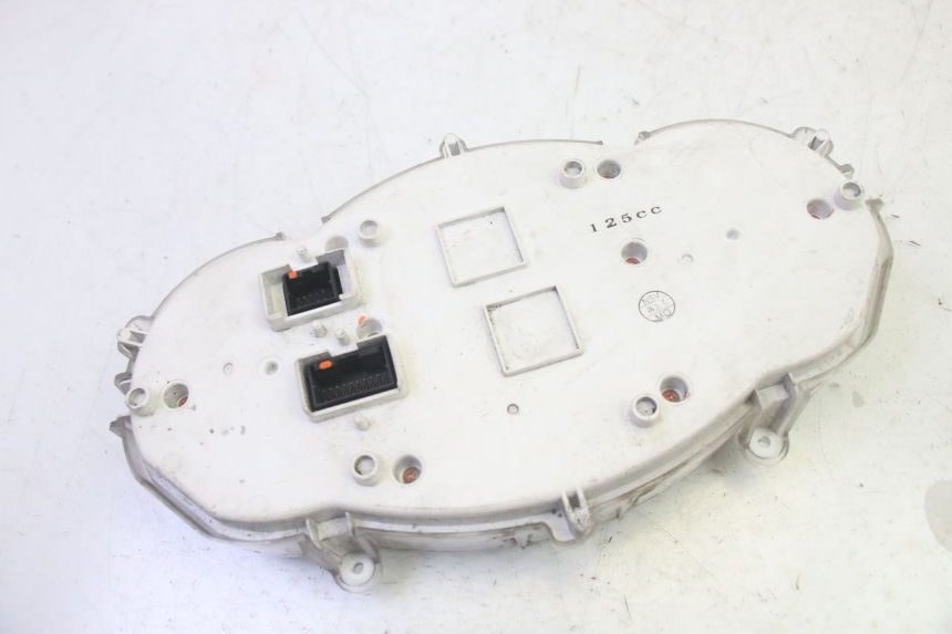 photo de CONTACHILOMETRI PIAGGIO MP3 125 (2006 - 2014) - Marcature e riferimenti originali