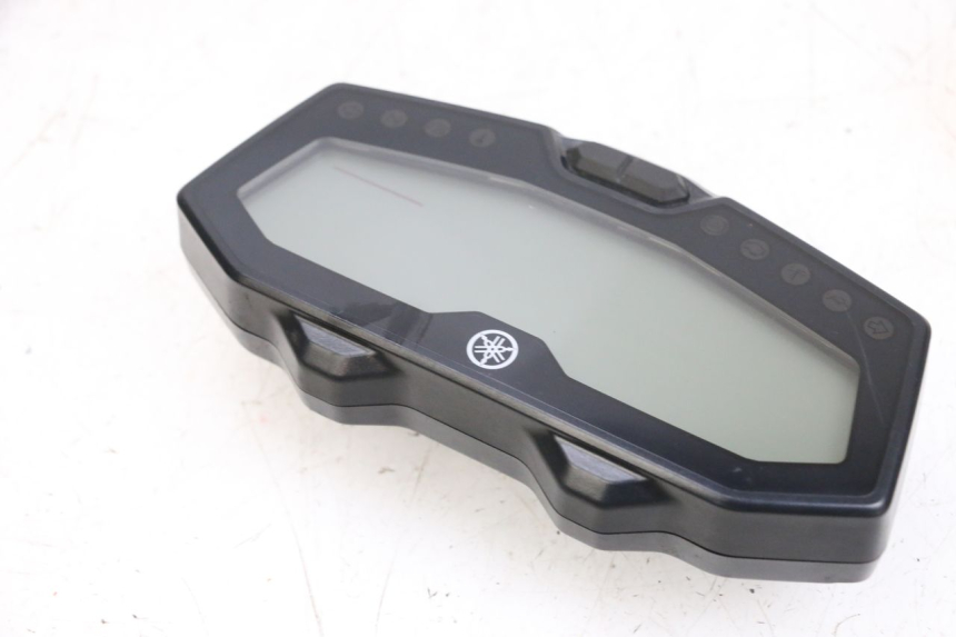 photo de CONTACHILOMETRI YAMAHA MT-07 MT07 ABS 700 (2018 - 2020) - Caratteristiche distintive