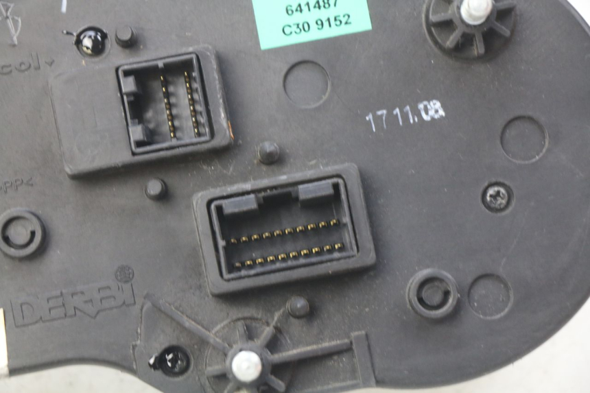 photo de CONTACHILOMETRI GILERA NEXUS 125 (2009 - 2013)