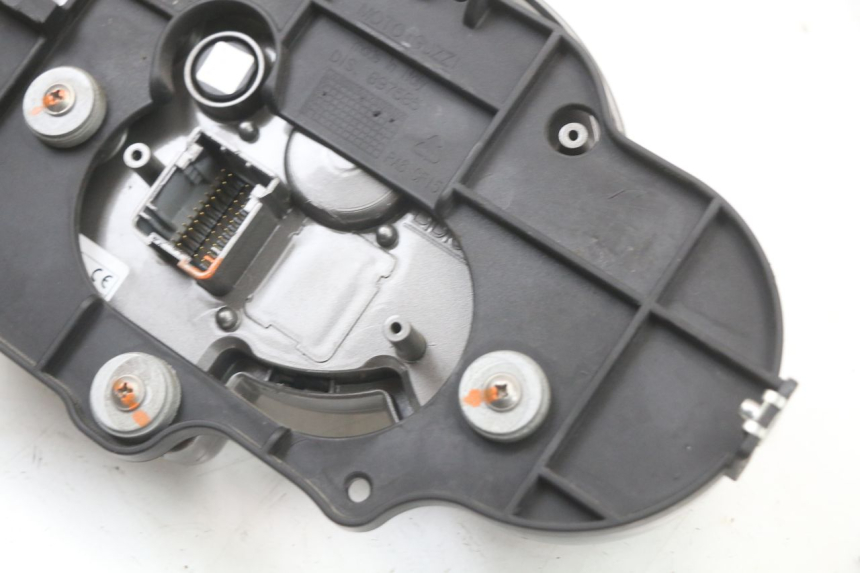 photo de CONTACHILOMETRI MOTO GUZZI NORGE 8V GT 1200 (2011 - 2016) - Altra vista dell'articolo