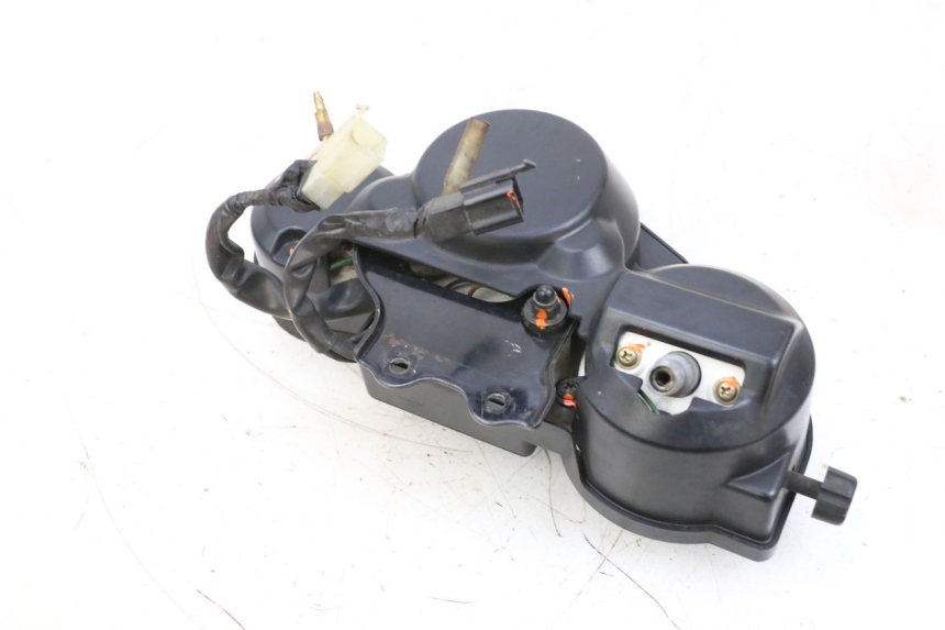 photo de CONTACHILOMETRI HONDA NSR R 125 (1994 - 2003) - Primo piano tecnico