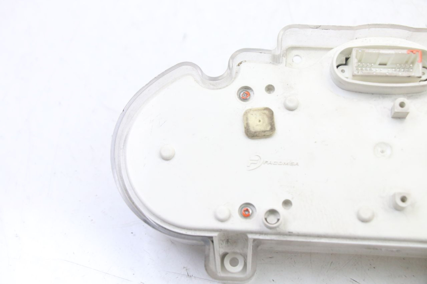 photo de CONTACHILOMETRI PEUGEOT ELYSTAR 50 (2002 - 2014)