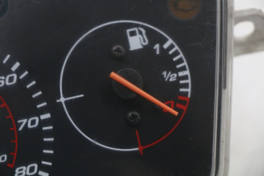 photo de CONTACHILOMETRI PEUGEOT STREETZONE 4T 50 (2018 - 2023)