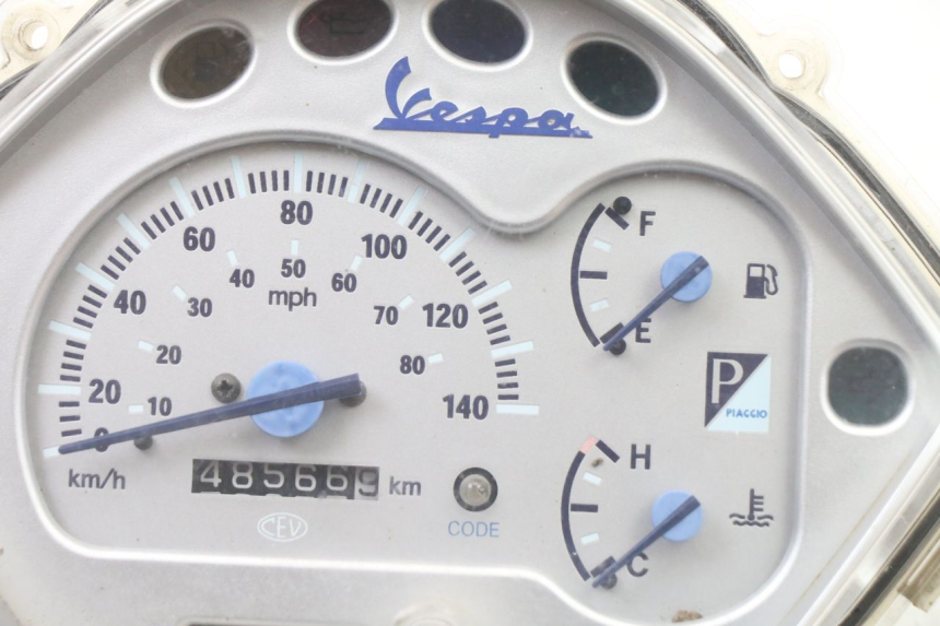 photo de CONTACHILOMETRI PIAGGIO VESPA GRANTURISMO 125 (2003 - 2007)