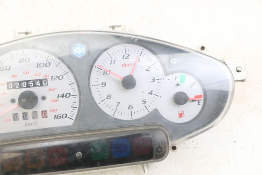 photo de CONTATORE PIAGGIO X8 125 (2004 - 2007)