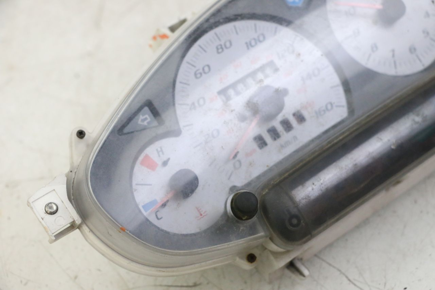 photo de CONTATORE PIAGGIO X8 125 (2004 - 2007)