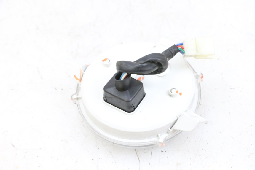 photo de CONTACHILOMETRI EFUN PUSA 1 - Dettagli dei punti di fissaggio