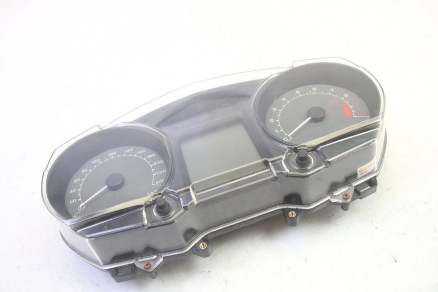photo de CONTACHILOMETRI BMW R RT ABS 1200 (2010 - 2014) - Stato della superficie e materiale