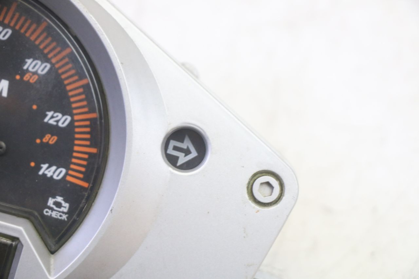 photo de CONTACHILOMETRI DAELIM S1 125 (2007 - 2016) - Stato della superficie e materiale