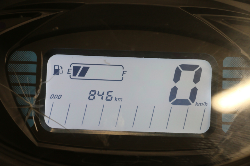 photo de CONTACHILOMETRI JM MOTORS SANTANA EVO 50 (2024 - 2026) - Altra angolazione