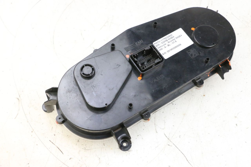 photo de contachilometri PEUGEOT SATELIS 125 (2013 - 2018) - Ricambio usato controllato