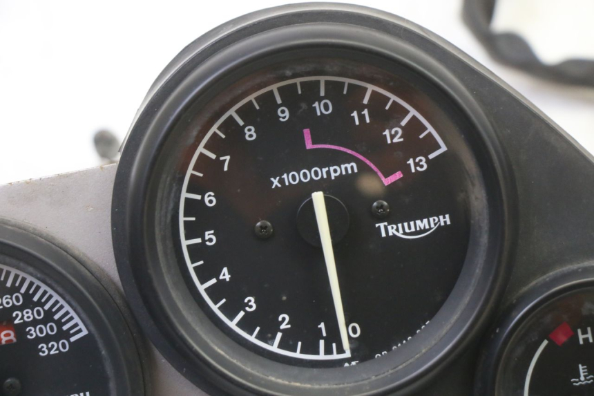 photo de CONTACHILOMETRI TRIUMPH SPRINT 900 (1995 - 1998)