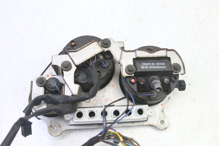 photo de CONTACHILOMETRI TRIUMPH SPRINT 900 (1995 - 1998)