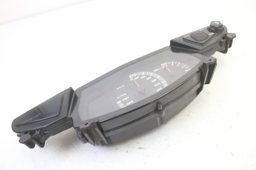 photo de CONTACHILOMETRI HONDA ST PAN EUROPEAN 1300 (2002 - 2013)