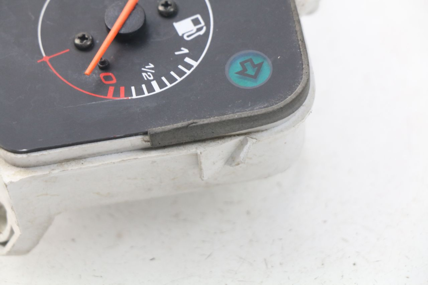 photo de CONTACHILOMETRI PEUGEOT STREETZONE 2T 50 (2014 - 2019)