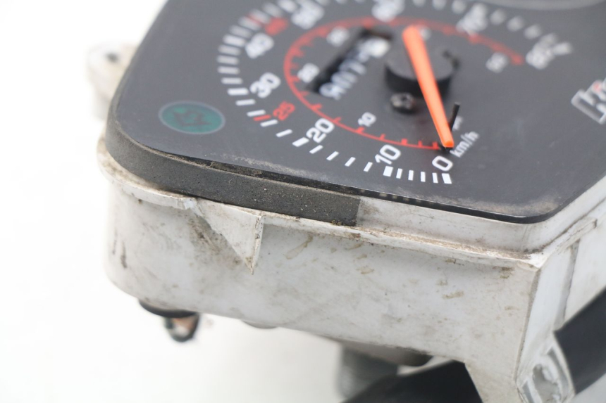 photo de CONTACHILOMETRI PEUGEOT STREETZONE 2T 50 (2014 - 2019)