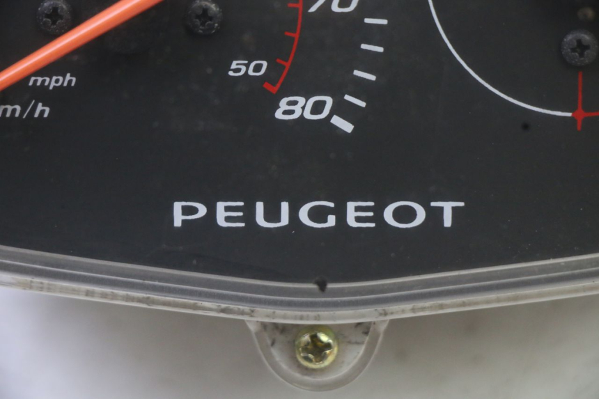 photo de CONTACHILOMETRI PEUGEOT STREETZONE I 2T 50 (2018 - 2020)