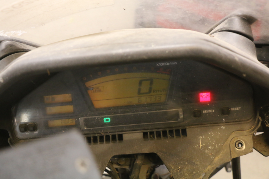 photo de CONTACHILOMETRI SUZUKI BURGMAN 650 (2002 - 2004)
