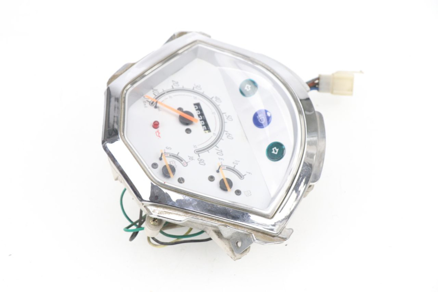 photo de CONTACHILOMETRI TNT MOTOR OTTO 2T 50 (2012 - 2018)