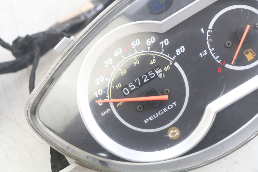 photo de CONTACHILOMETRI PEUGEOT TWEET 4T 50 (2018 - 2020)