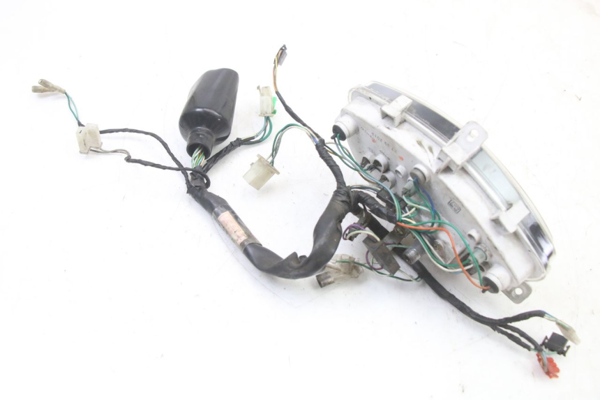 photo de CONTACHILOMETRI PEUGEOT TWEET PRO CARGO 50 (2018 - 2020) - Dettagli dei punti di fissaggio