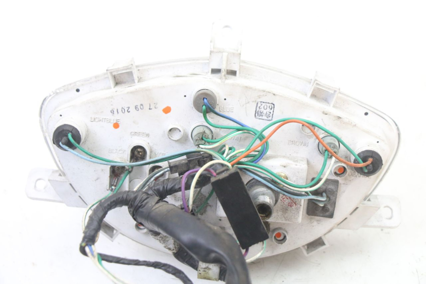 photo de CONTACHILOMETRI PEUGEOT TWEET PRO CARGO 50 (2018 - 2020) - Stato della superficie e materiale