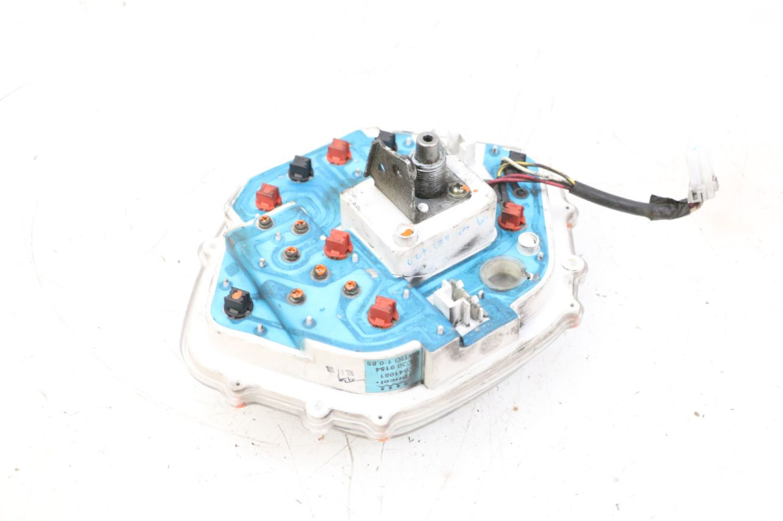 photo de CONTACHILOMETRI PIAGGIO VESPA GTS SUPER IE 125 (2009 - 2016) - Altra vista dell'articolo