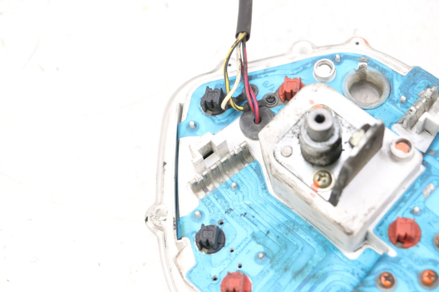 photo de CONTACHILOMETRI PIAGGIO VESPA GTS SUPER IE 125 (2009 - 2016) - Altra angolazione