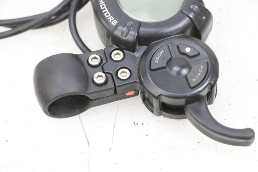 photo de CONTACHILOMETRI DUALTRON VICTOR LIMITED 1 - Altra angolazione