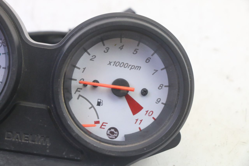 photo de CONTACHILOMETRI DAELIM VJ ROADWIN FI 125 (2008 - 2017) - Altra angolazione