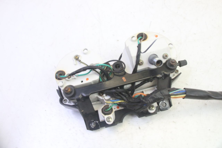 photo de CONTACHILOMETRI DAELIM VJ ROADWIN FI 125 (2008 - 2017) - Marcature e riferimenti originali