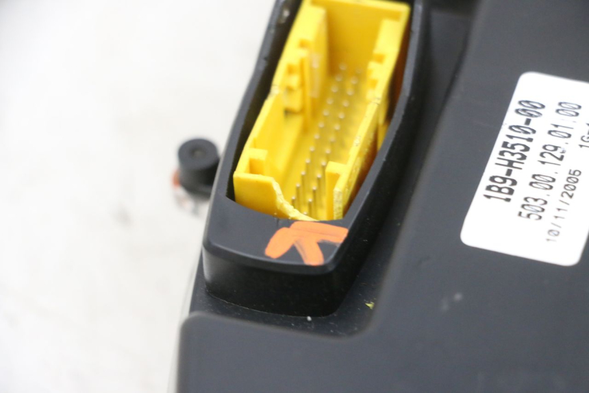 photo de CONTACHILOMETRI YAMAHA XMAX X-MAX 125 (2006 - 2009) - Altra vista dell'articolo