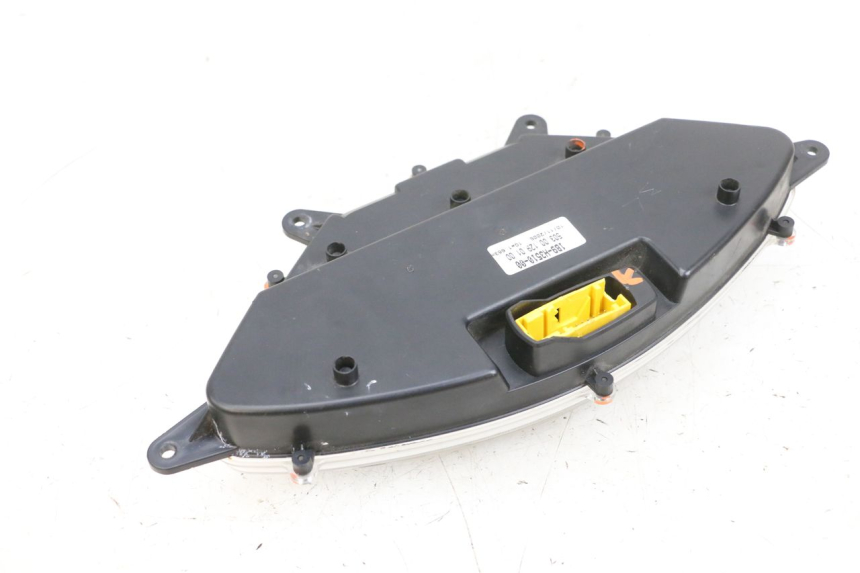 photo de CONTACHILOMETRI YAMAHA XMAX X-MAX 125 (2006 - 2009) - Altra angolazione