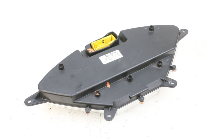 photo de CONTACHILOMETRI YAMAHA XMAX X-MAX 125 (2006 - 2009) - Dettagli dei punti di fissaggio