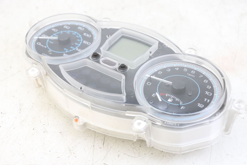 photo de CONTATORE PIAGGIO XEVO - X EVO 125 (2007 - 2017) - Primo piano tecnico