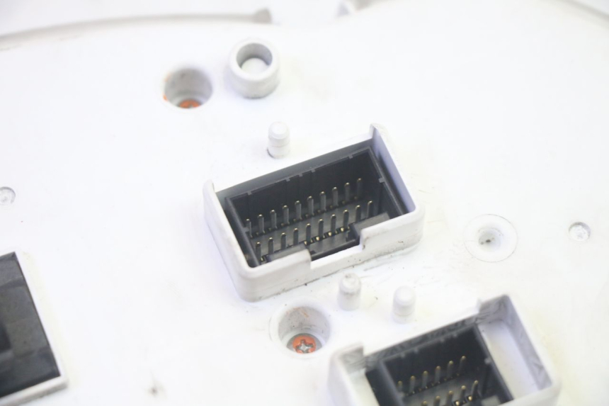 photo de CONTATORE PIAGGIO XEVO - X EVO 125 (2007 - 2017) - Caratteristiche distintive