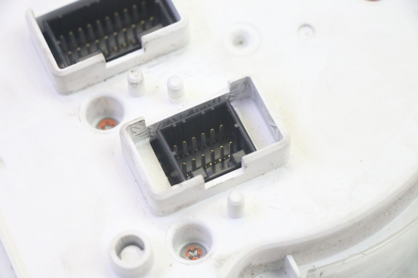 photo de CONTATORE PIAGGIO XEVO - X EVO 125 (2007 - 2017) - Zoom sui componenti