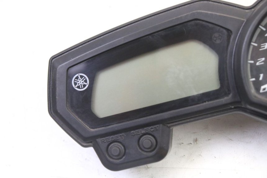 photo de CONTACHILOMETRI YAMAHA XJ6 ABS 600 (2008 - 2016)