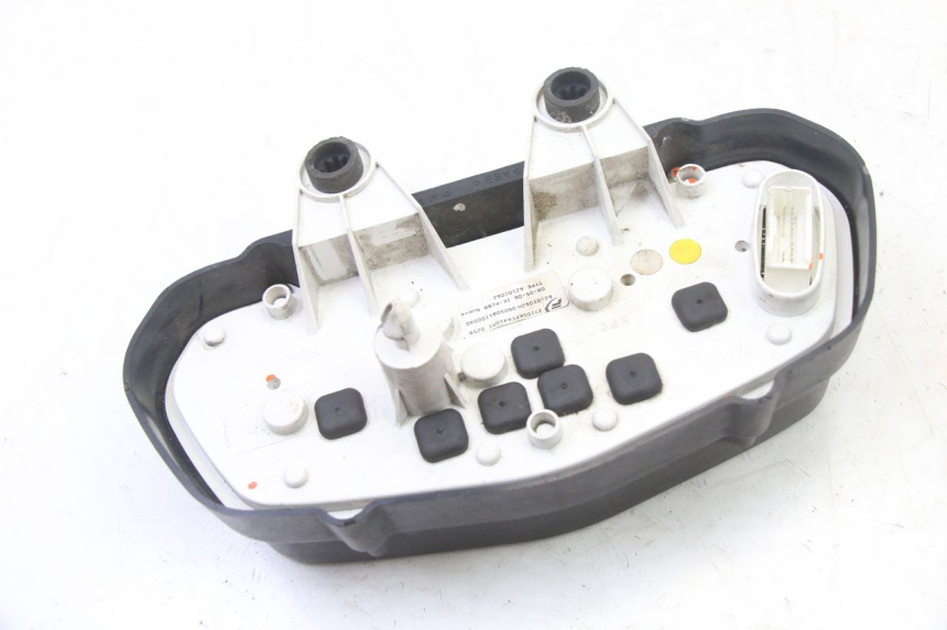 photo de CONTACHILOMETRI HONDA XLV VARADERO 125 (2000 - 2006)