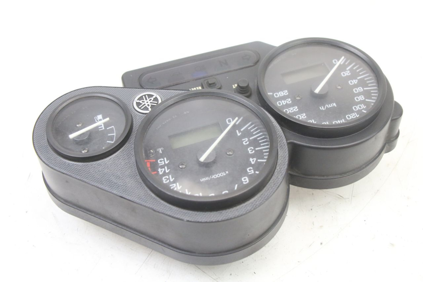 photo de CONTACHILOMETRI YAMAHA FZS FAZER 600 (2001 - 2003)