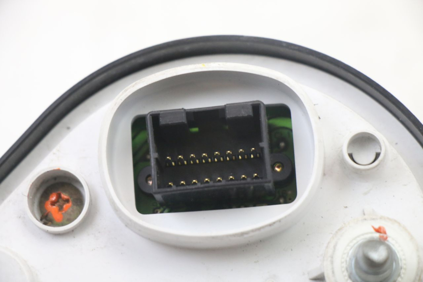 photo de CONTACHILOMETRI YAMAHA FZS FAZER 600 (2001 - 2003)