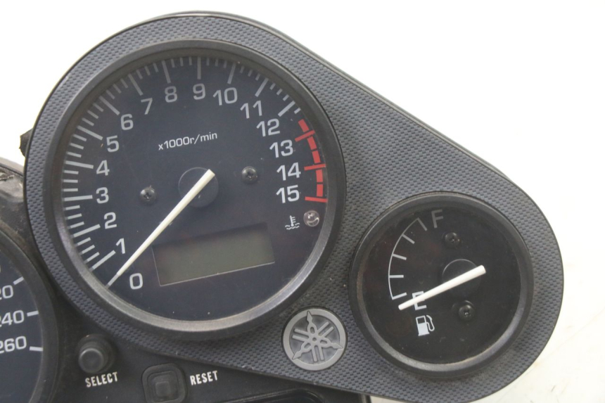photo de CONTACHILOMETRI YAMAHA FZS FAZER 600 (2001 - 2003)